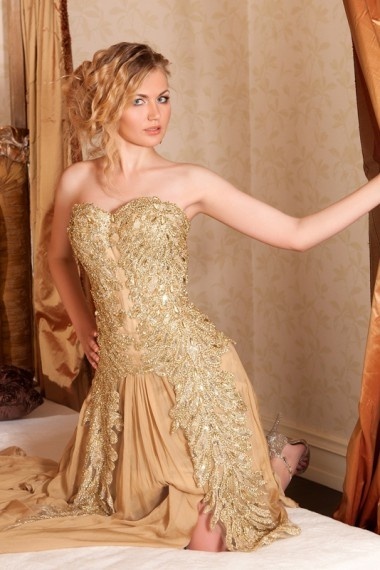 Lara, beautiful Russian escort who offers dates in Rome