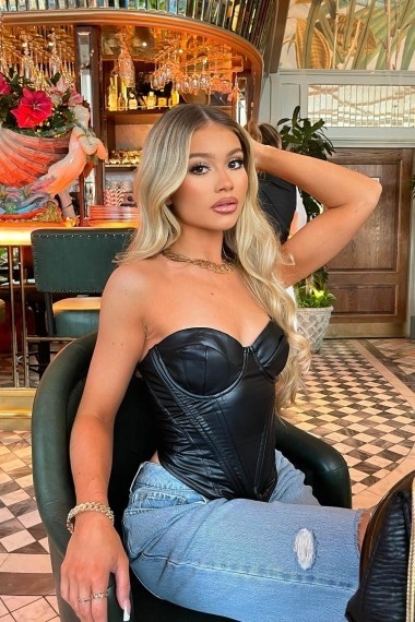 Antonina, beautiful Russian escort who offers 69 in Rome Antonina, beautiful Russian escort who offers 69 in Rome