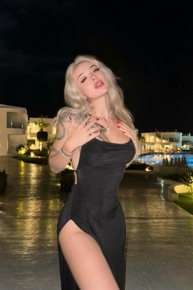 Anna, beautiful Russian escort who offers oral job in Rome