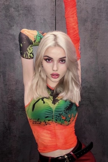 Natali, beautiful Russian escort who offers company in Rome