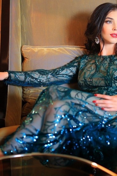 Leila, beautiful Russian escort who offers oral job in Rome